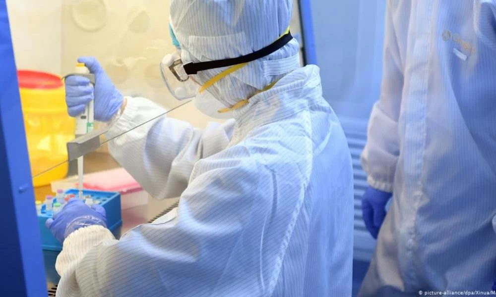 Νέα ανατρεπτική θεωρία για την προέλευση του κορονοϊού: Αναπτύχθηκε στο σώμα κινέζου ανθρακωρύχου πριν δέκα χρόνια